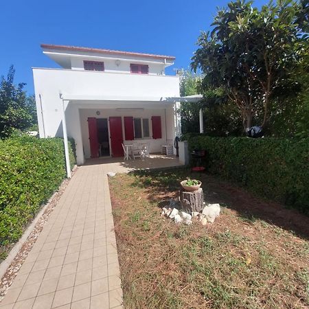 M272 - Marcelli, Nuovo Trilocale Con Giardino Apartment Екстериор снимка